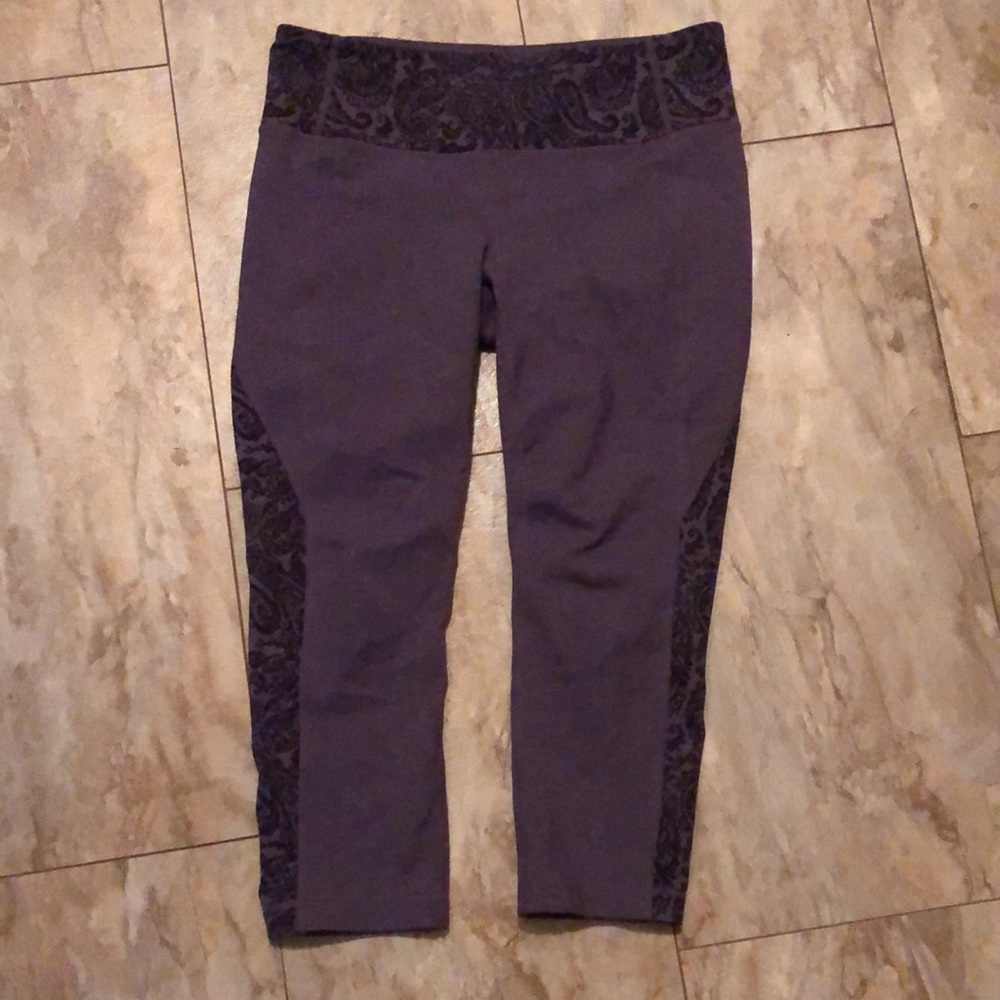 Athleta splits revelation crop legging M - Picture 2 of 3